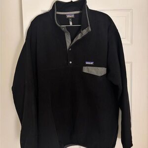 Patagonia Black and Gray Sweatshirt